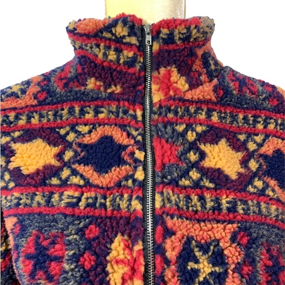 🎉Host Pick🎉 Zaful Fluffy/Fuzzy Full Zipped Crop Light Jacket - Picture 4 of 12